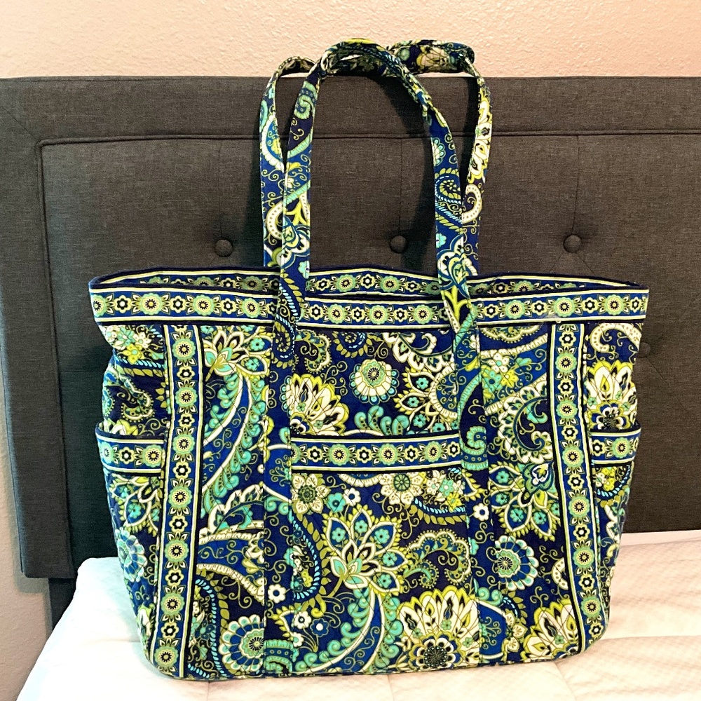 Vera Bradley Large Tote Bag – Rhythm & Blue | Quilted Cotton